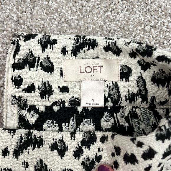 Loft size 4 animal print skirt - Picture 3 of 5